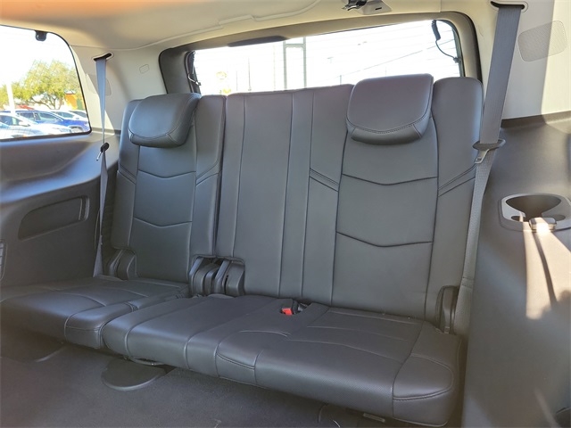 Cadillac Escalade Standard 2WD 2018