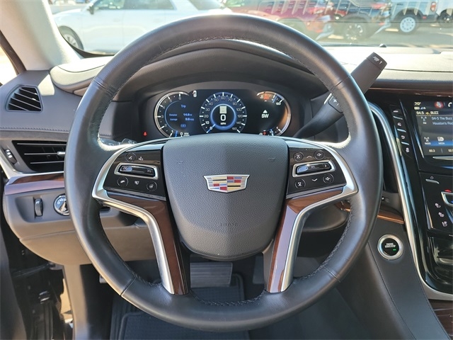 Cadillac Escalade Standard 2WD 2018