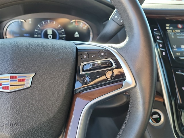 Cadillac Escalade Standard 2WD 2018