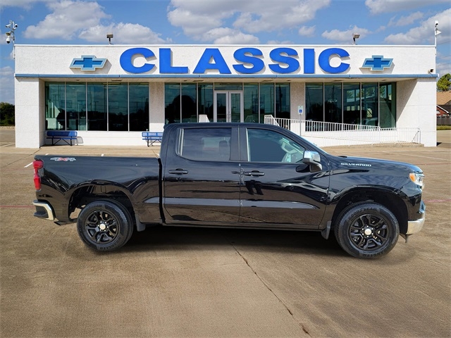 Chevrolet Silverado 1500 LT-L Crew Cab 4WD 2023