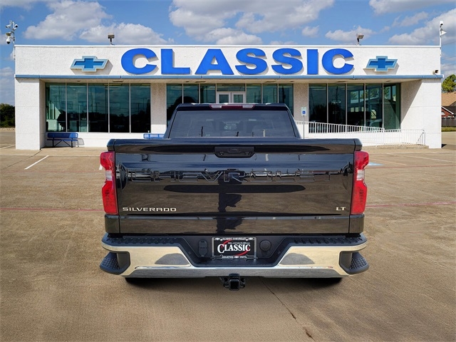 Chevrolet Silverado 1500 LT-L Crew Cab 4WD 2023