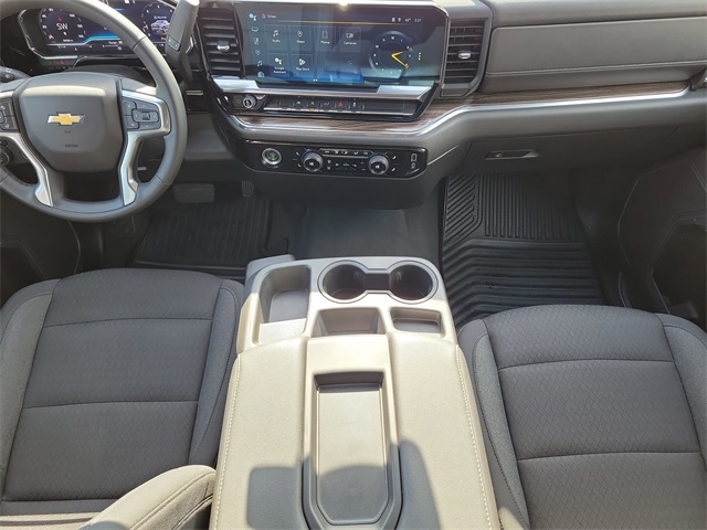 Chevrolet Silverado 1500 LT-L Crew Cab 4WD 2023