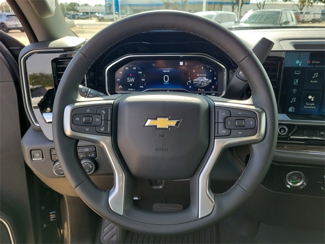 Chevrolet Silverado 1500 LT-L Crew Cab 4WD 2023