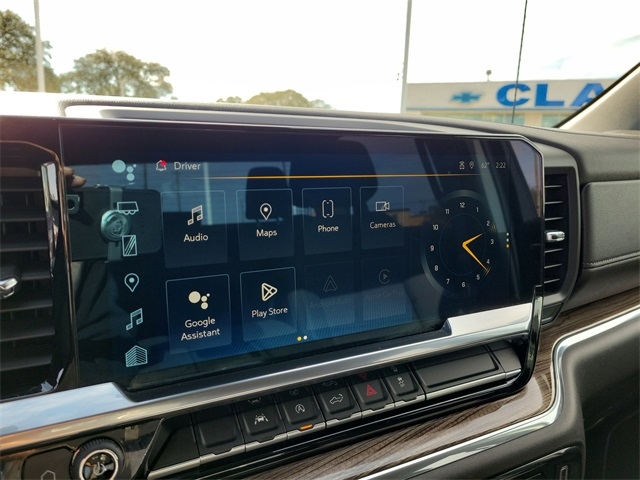 Chevrolet Silverado 1500 LT-L Crew Cab 4WD 2023