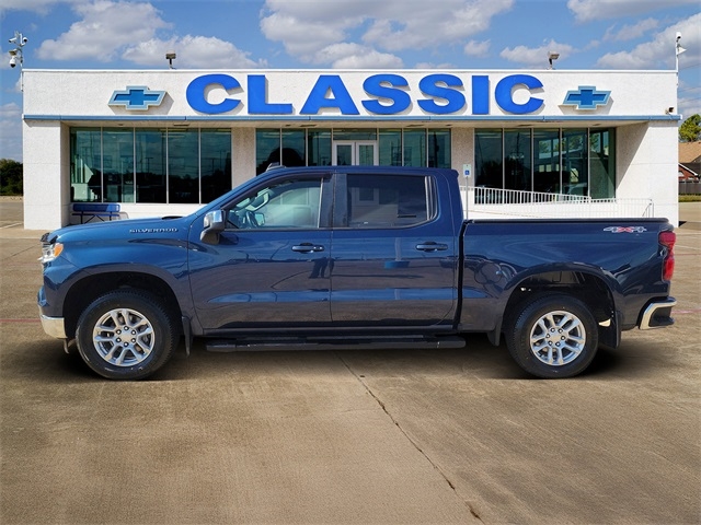 Chevrolet Silverado 1500 LT-L Crew Cab 4WD 2022