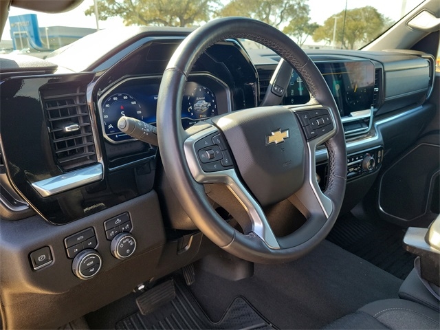 Chevrolet Silverado 1500 LT-L Crew Cab 4WD 2022