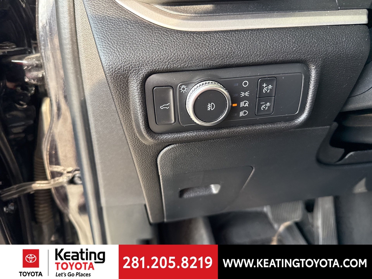 Ford Explorer XLT 2022