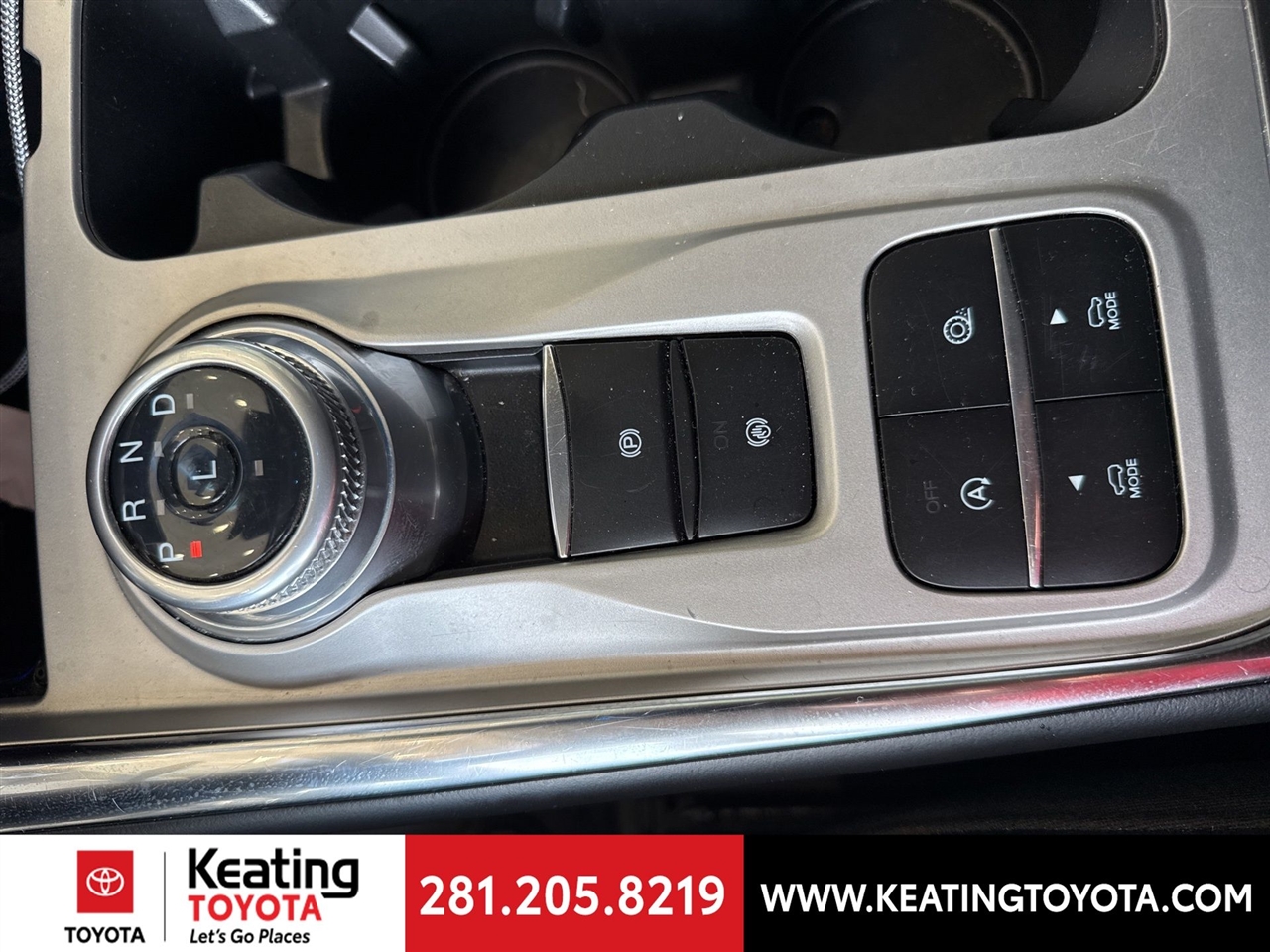 Ford Explorer XLT 2022