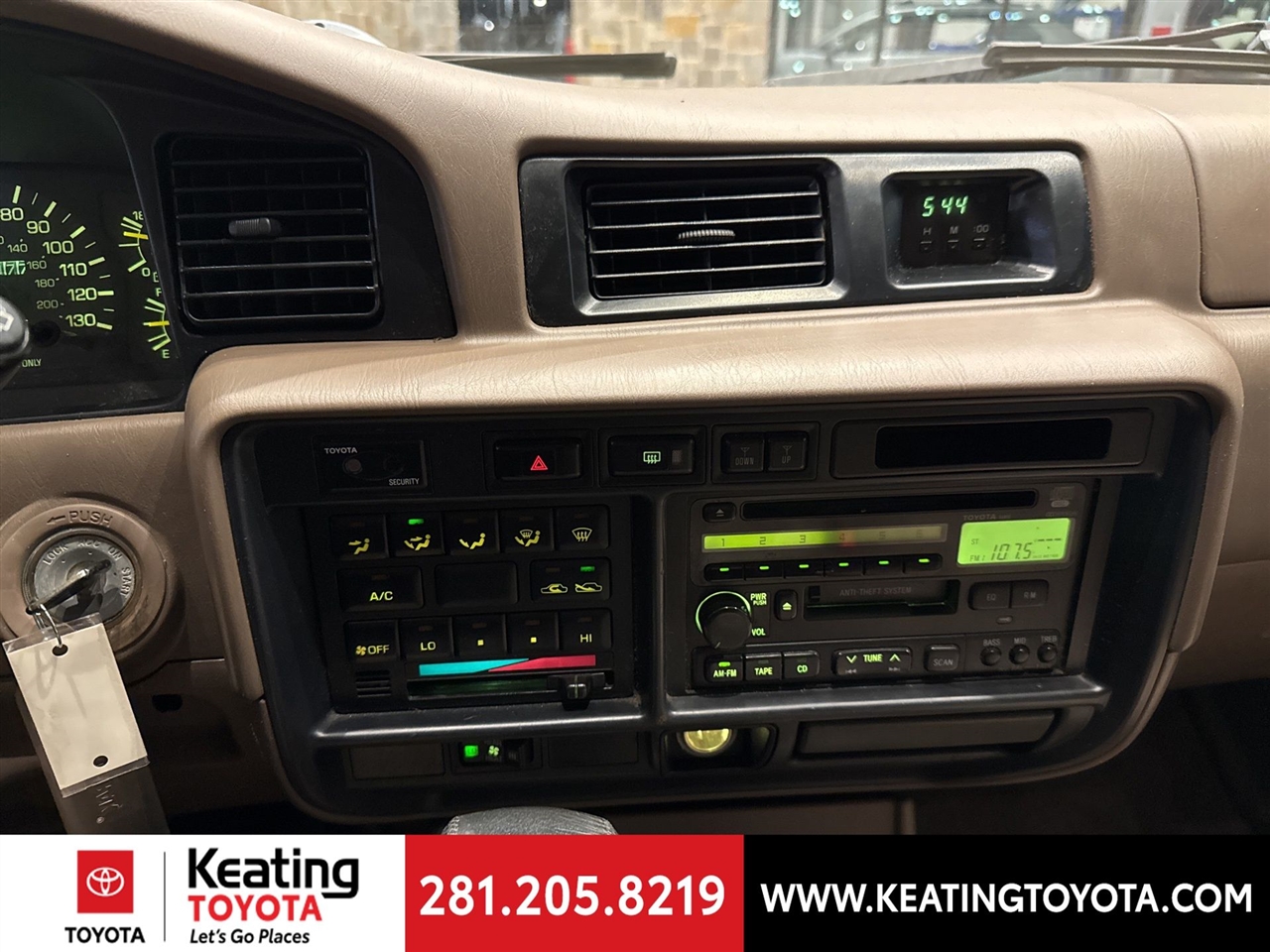 Toyota Land Cruiser 4WD 1997