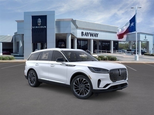 Lincoln Aviator Reserve AWD 2025