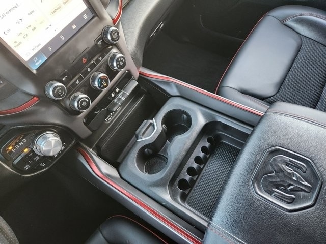 RAM 1500 Rebel Crew Cab SB 4WD 2022