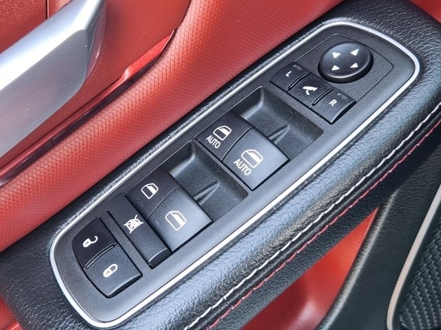 RAM 1500 Rebel Crew Cab SB 4WD 2022