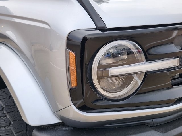 Ford Bronco Outer Banks 4-Door w/Advanced 2023