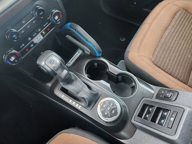 Ford Bronco Outer Banks 4-Door w/Advanced 2023