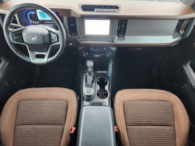 Ford Bronco Outer Banks 4-Door w/Advanced 2023