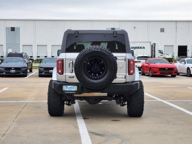 Ford Bronco Outer Banks 4-Door w/Advanced 2023