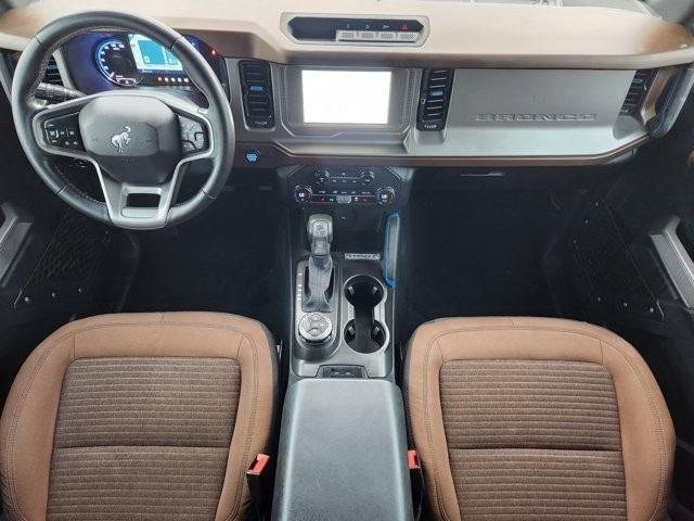 Ford Bronco Outer Banks 4-Door w/Advanced 2023