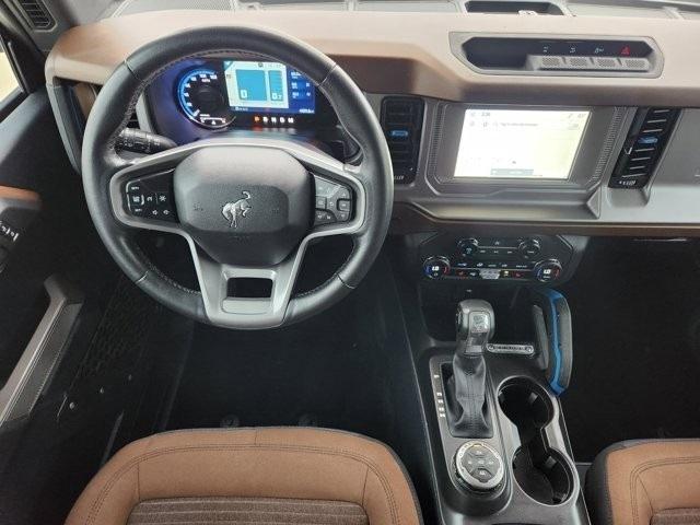 Ford Bronco Outer Banks 4-Door w/Advanced 2023