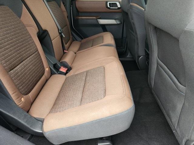 Ford Bronco Outer Banks 4-Door w/Advanced 2023