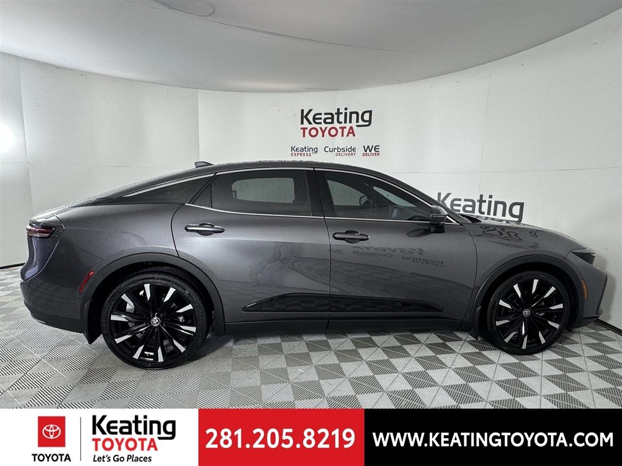 Toyota Crown Platinum 2023