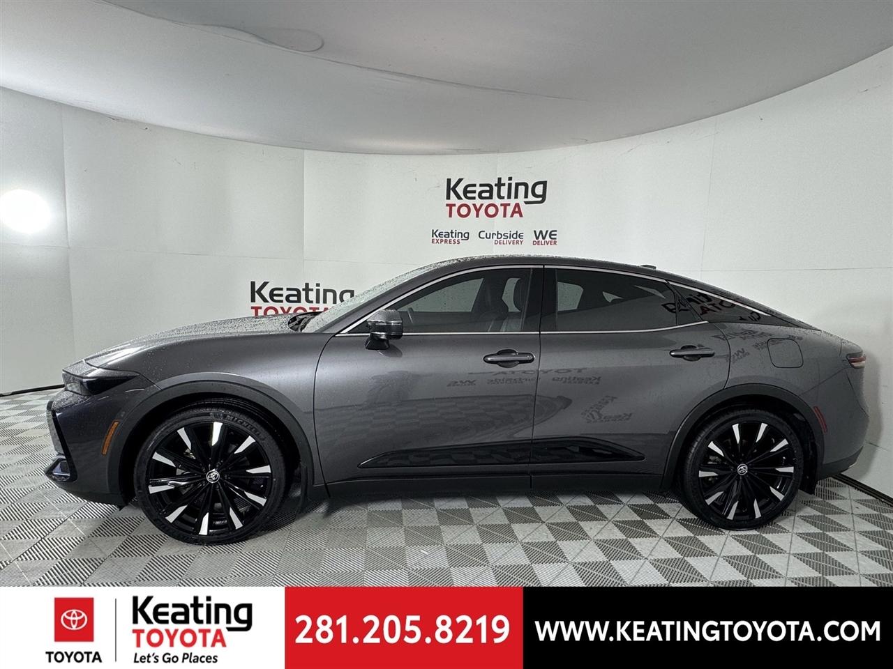 Toyota Crown Platinum 2023