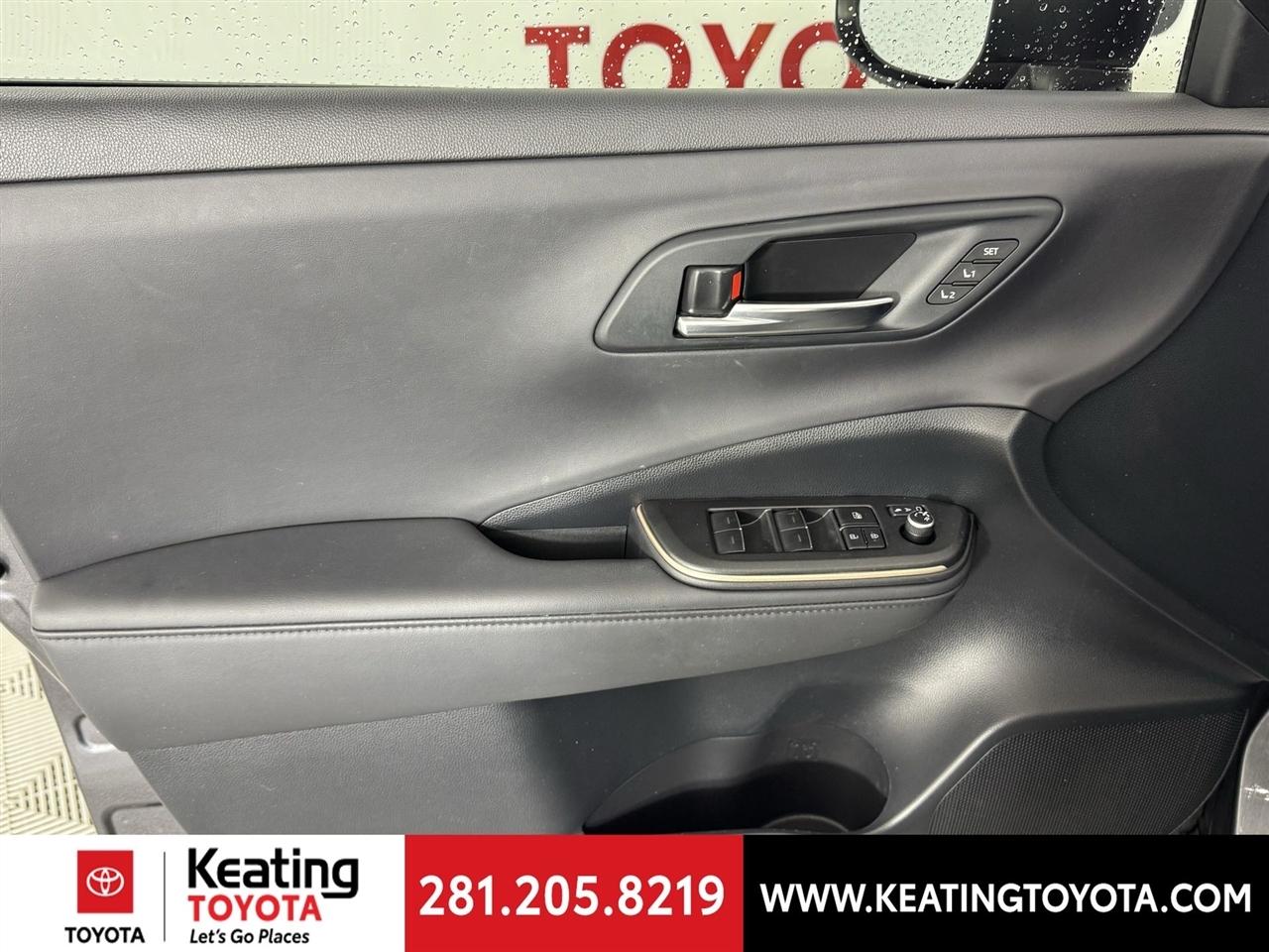 Toyota Crown Platinum 2023