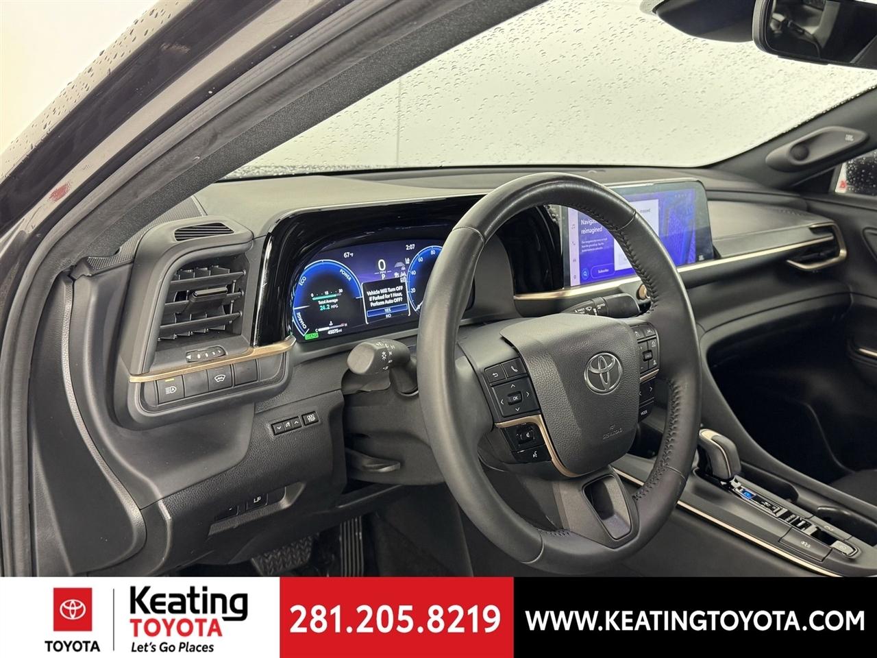 Toyota Crown Platinum 2023