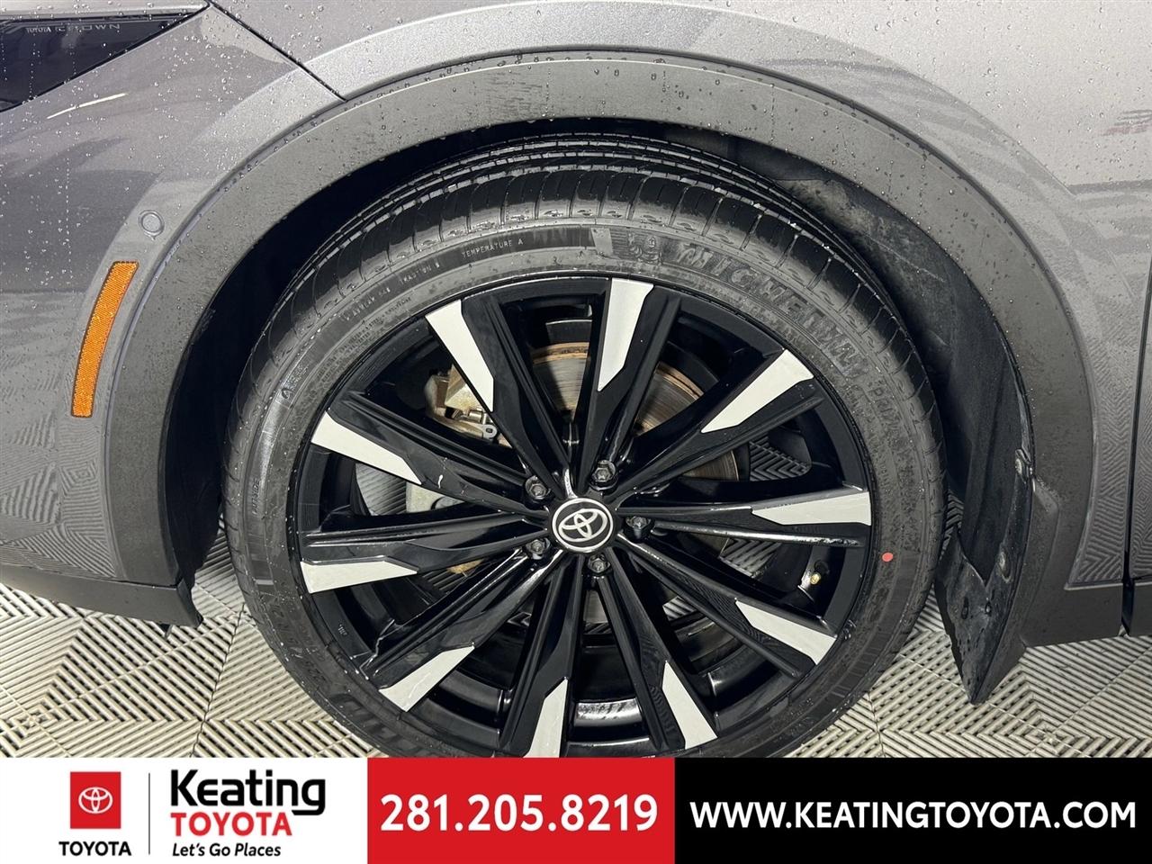 Toyota Crown Platinum 2023