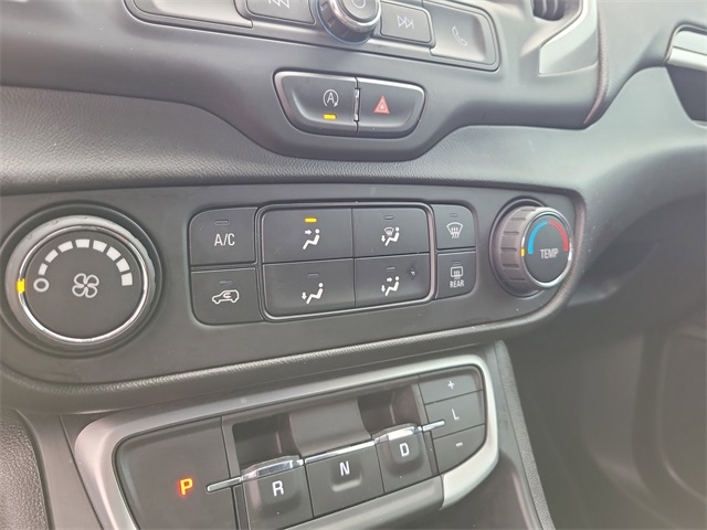 GMC Terrain SLE 2022