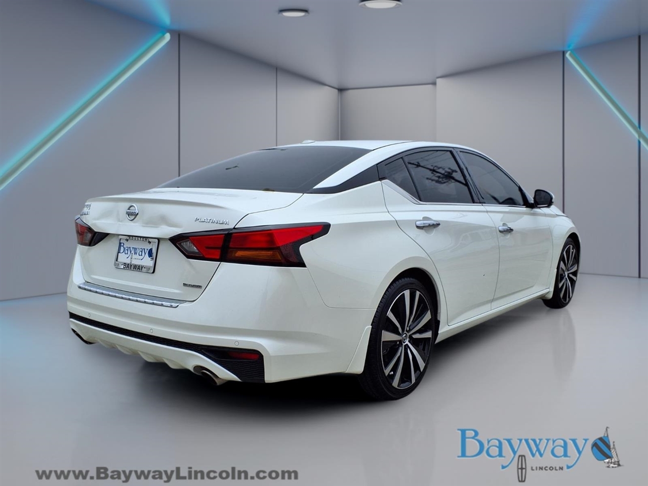 Nissan Altima VC-T Platinum 2019