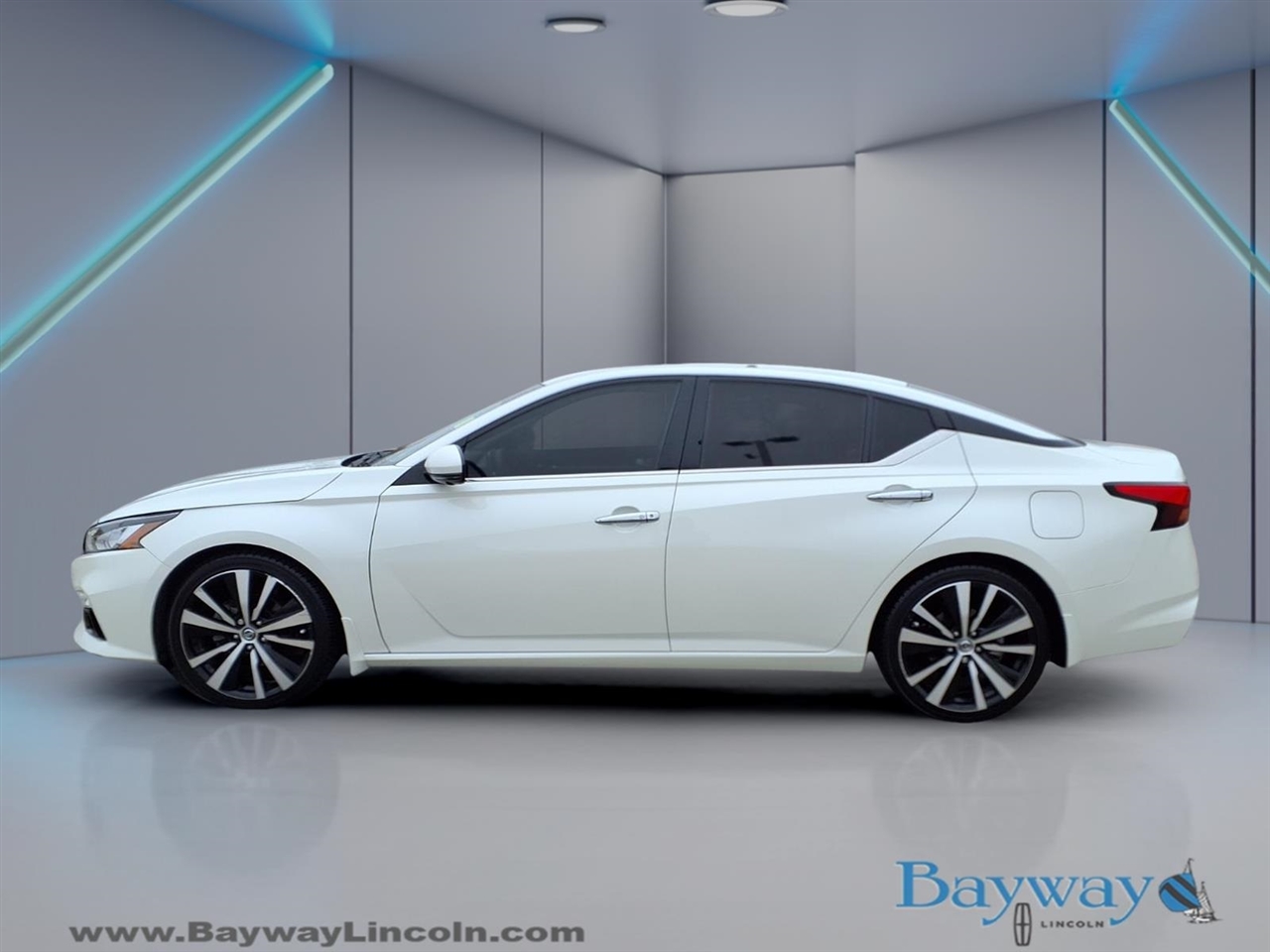 Nissan Altima VC-T Platinum 2019