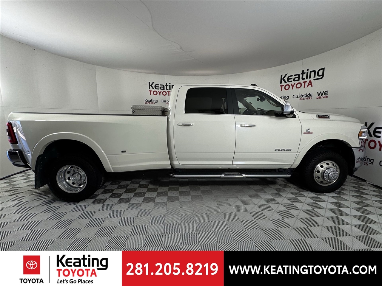 RAM 3500 Laramie Crew Cab LWB 4WD DRW 2022