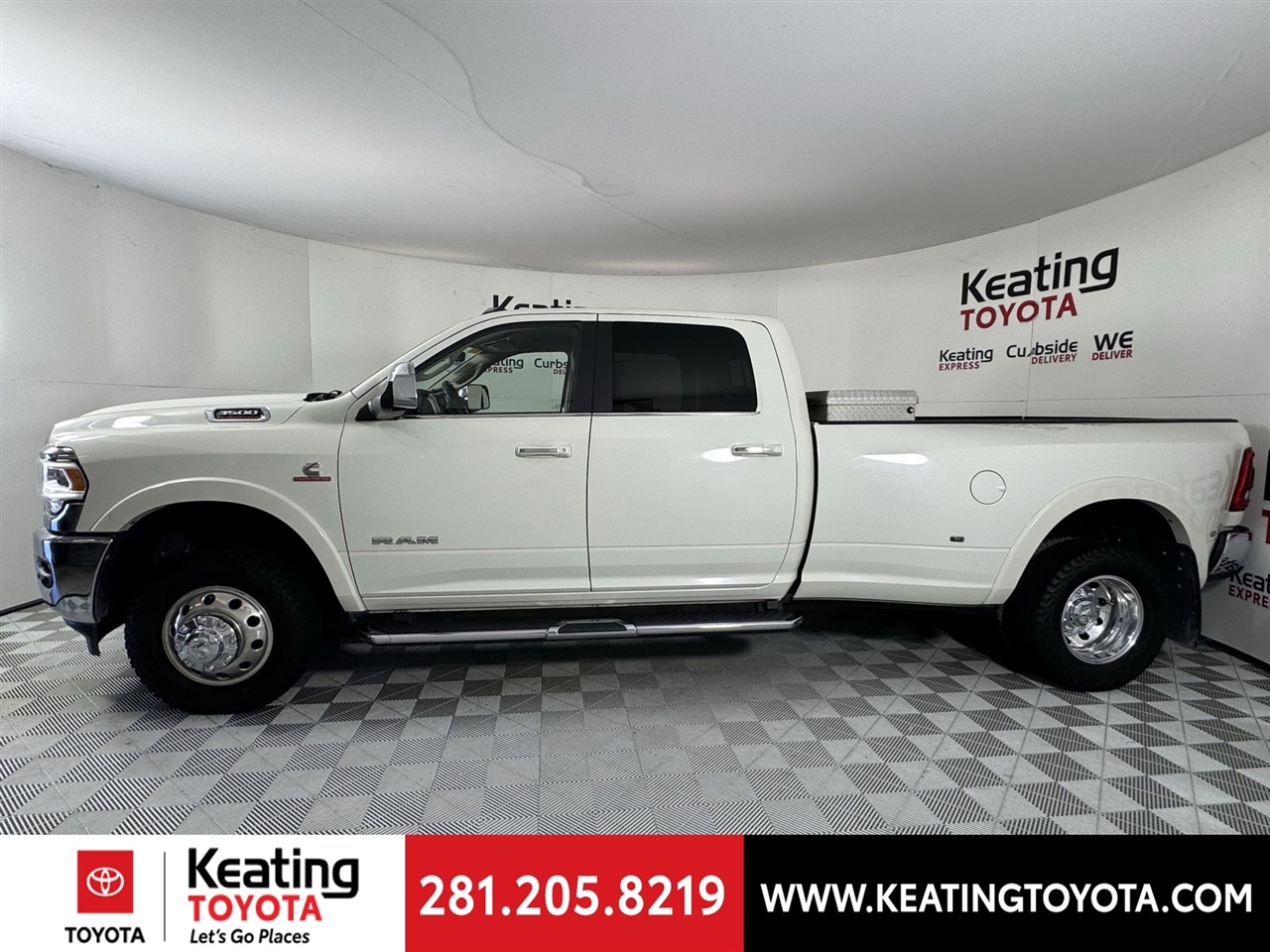 RAM 3500 Laramie Crew Cab LWB 4WD DRW 2022