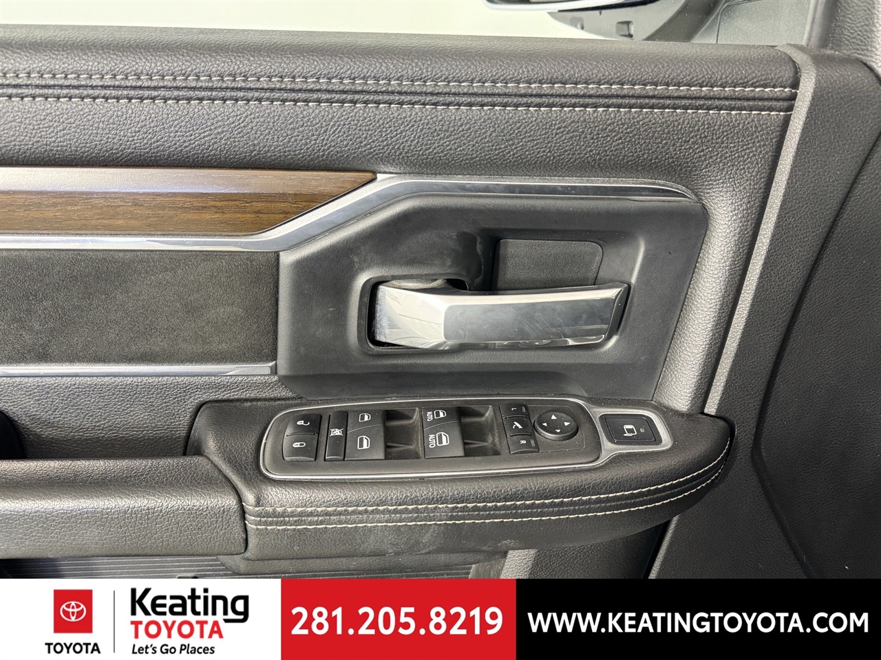 RAM 3500 Laramie Crew Cab LWB 4WD DRW 2022