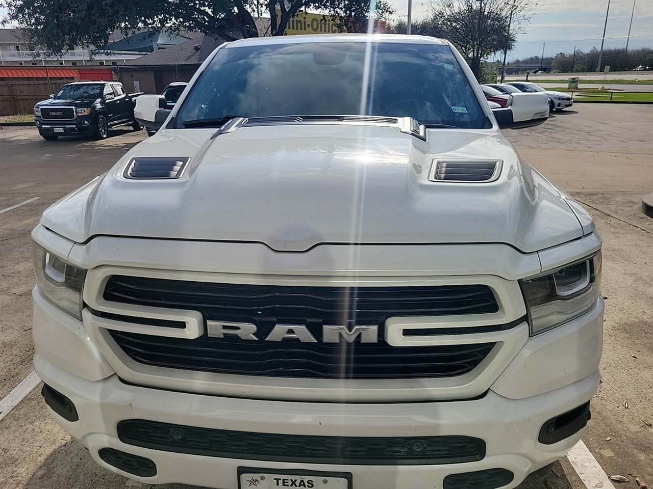 RAM 1500 Laramie Crew Cab SWB 2WD 2020