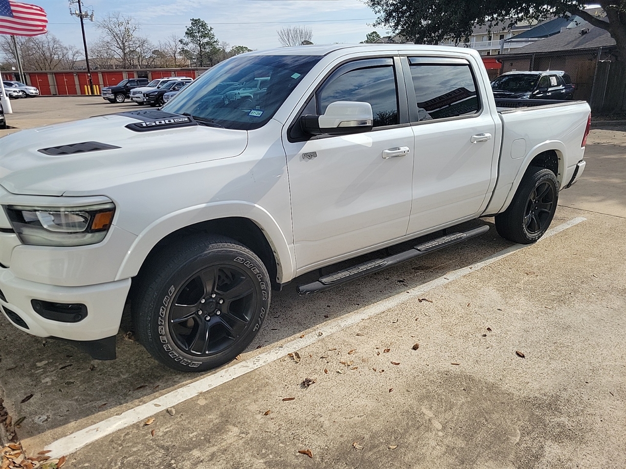RAM 1500 Laramie Crew Cab SWB 2WD 2020