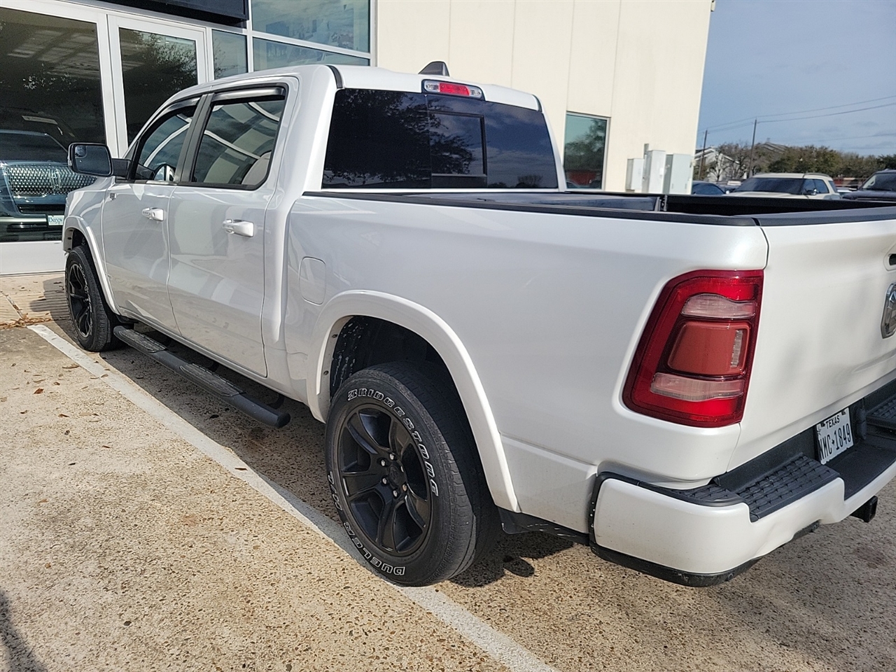 RAM 1500 Laramie Crew Cab SWB 2WD 2020