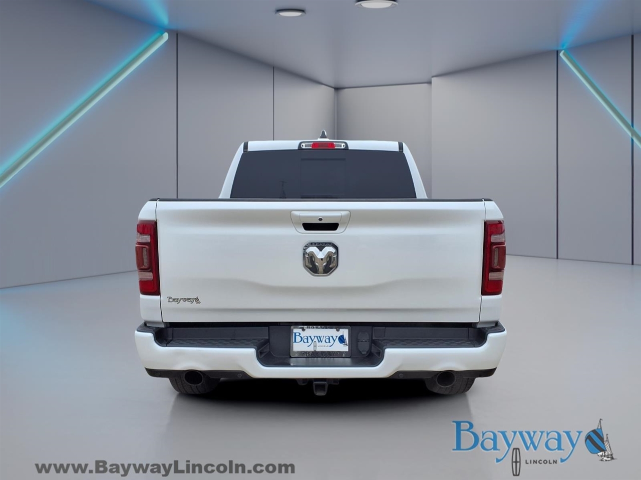 RAM 1500 Laramie Crew Cab SWB 2WD 2020