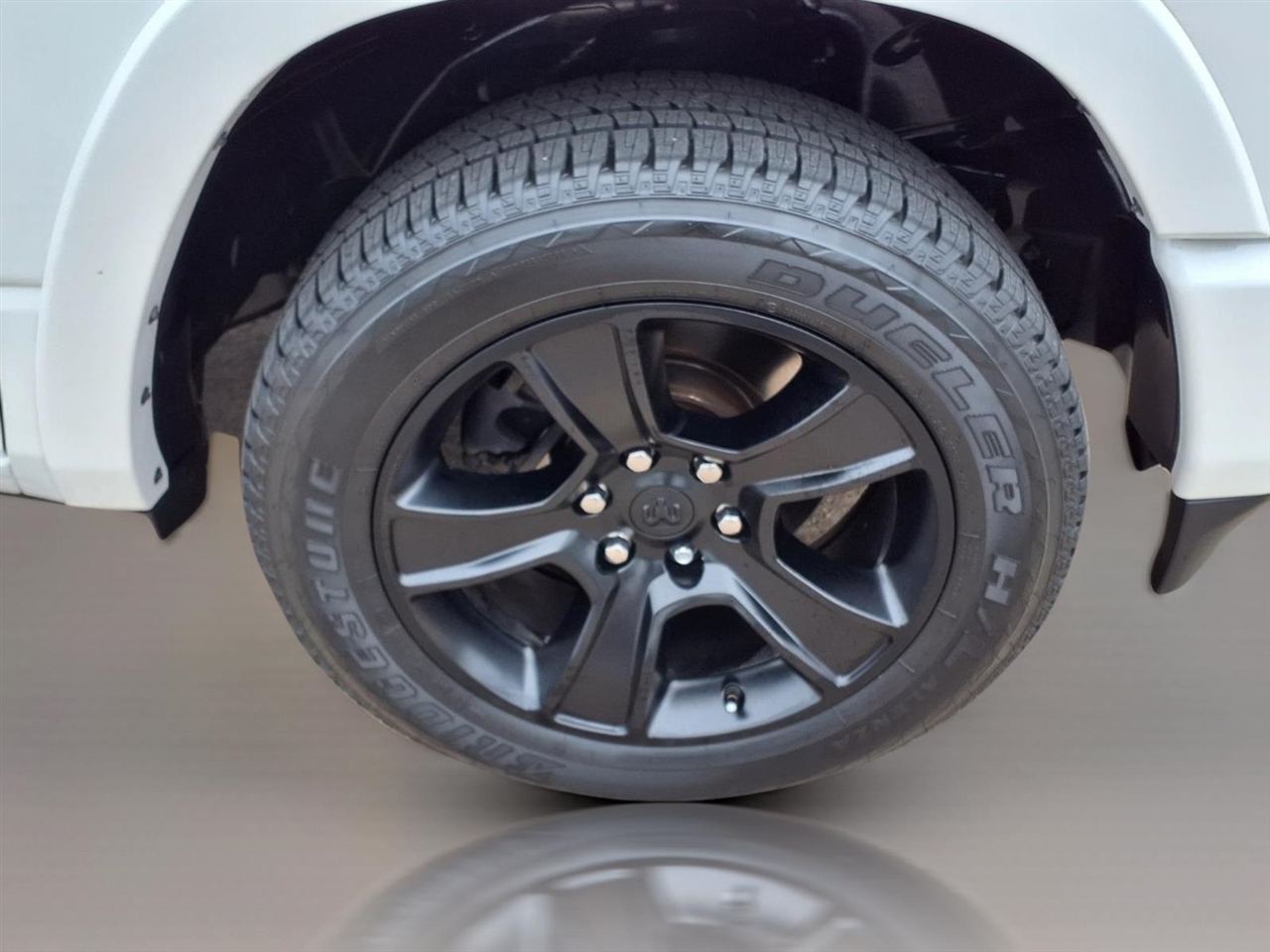 RAM 1500 Laramie Crew Cab SWB 2WD 2020