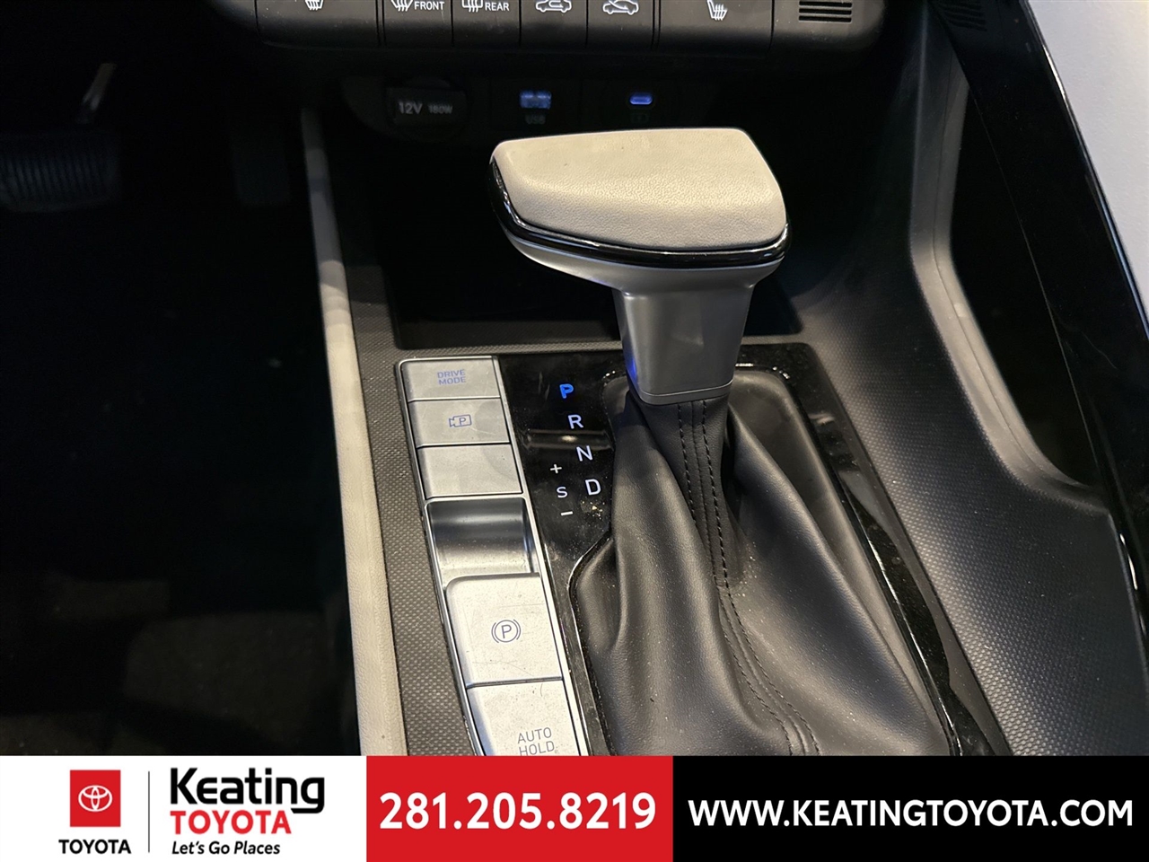 Hyundai Elantra Limited 2025