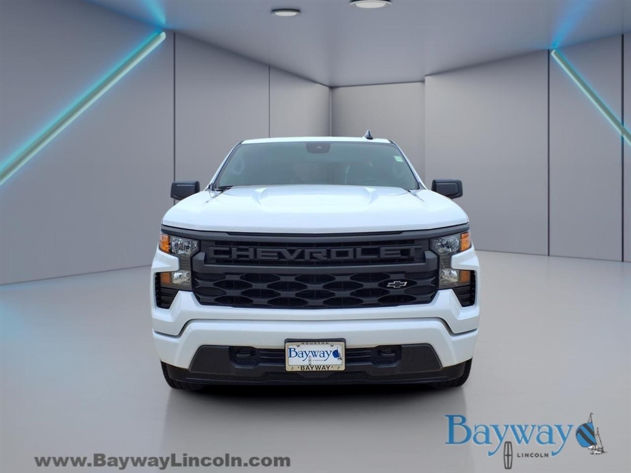 Chevrolet Silverado 1500 Custom Crew Cab 2WD 2025