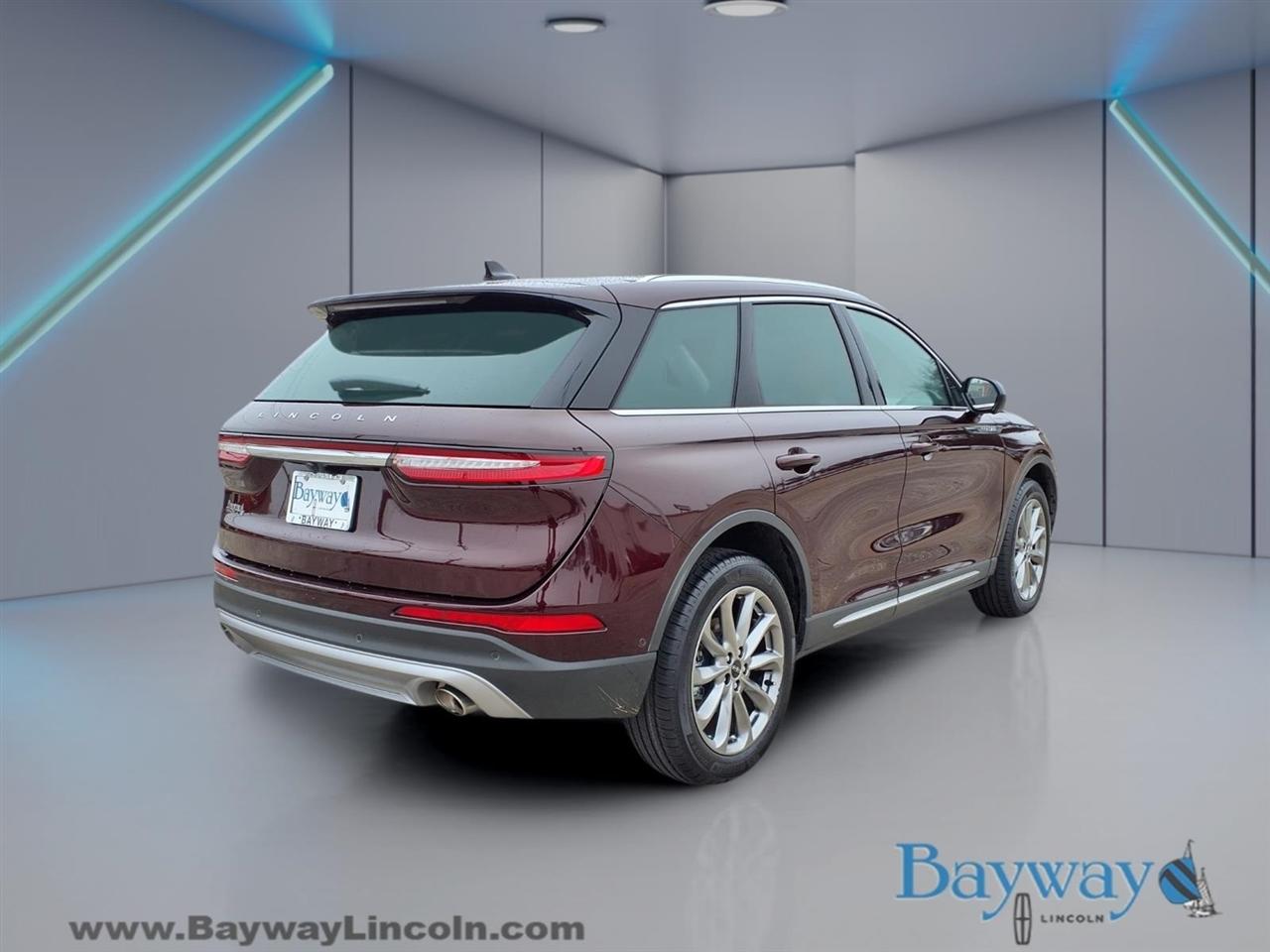 Lincoln Corsair Base 2020