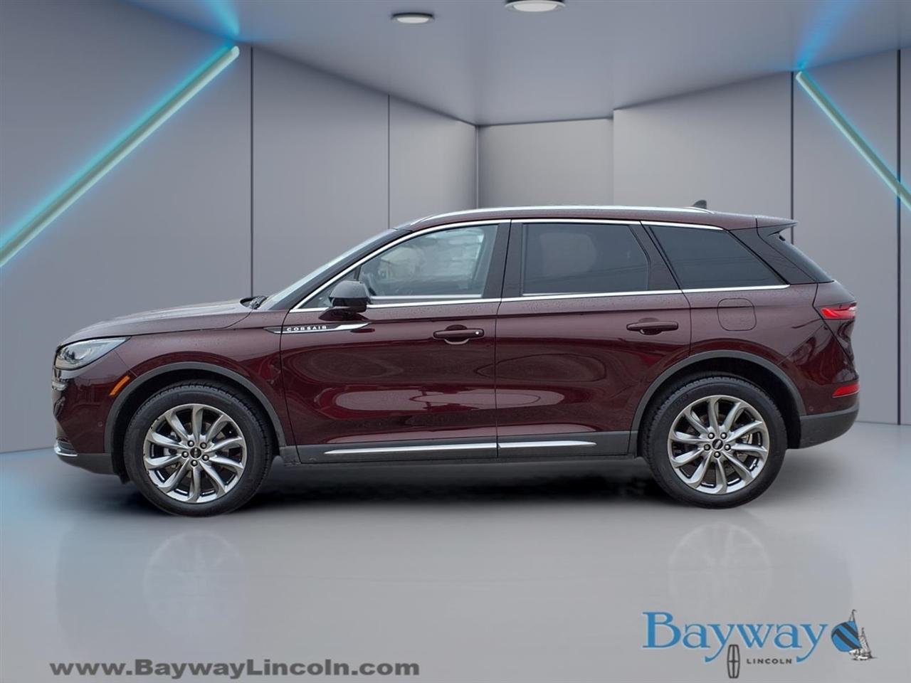 Lincoln Corsair Base 2020