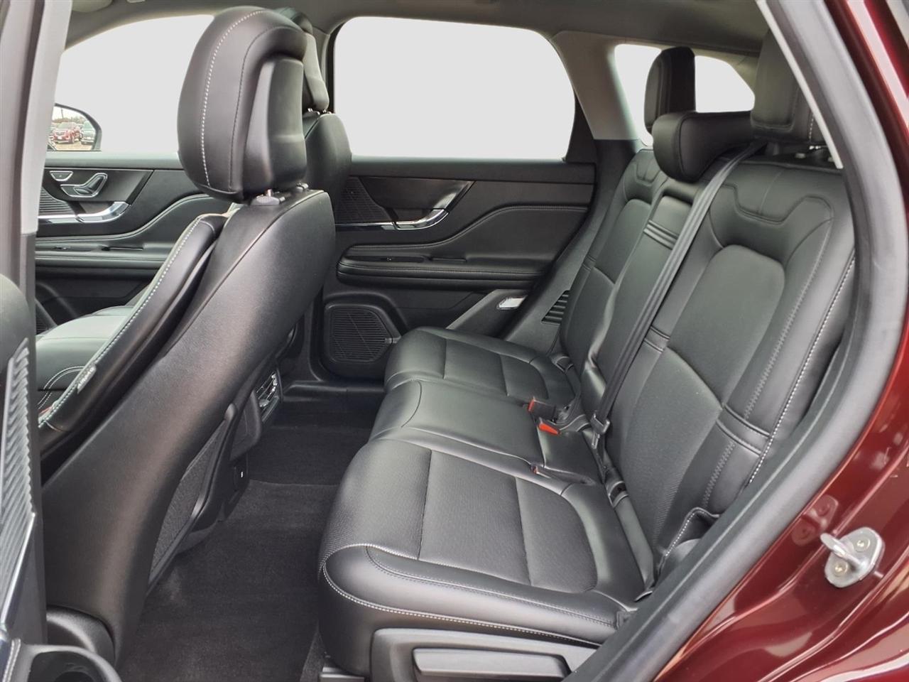 Lincoln Corsair Base 2020