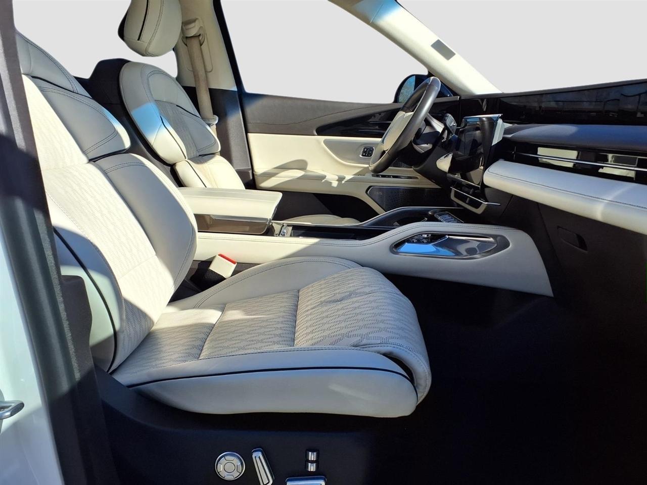 Lincoln Nautilus Black Label 2024