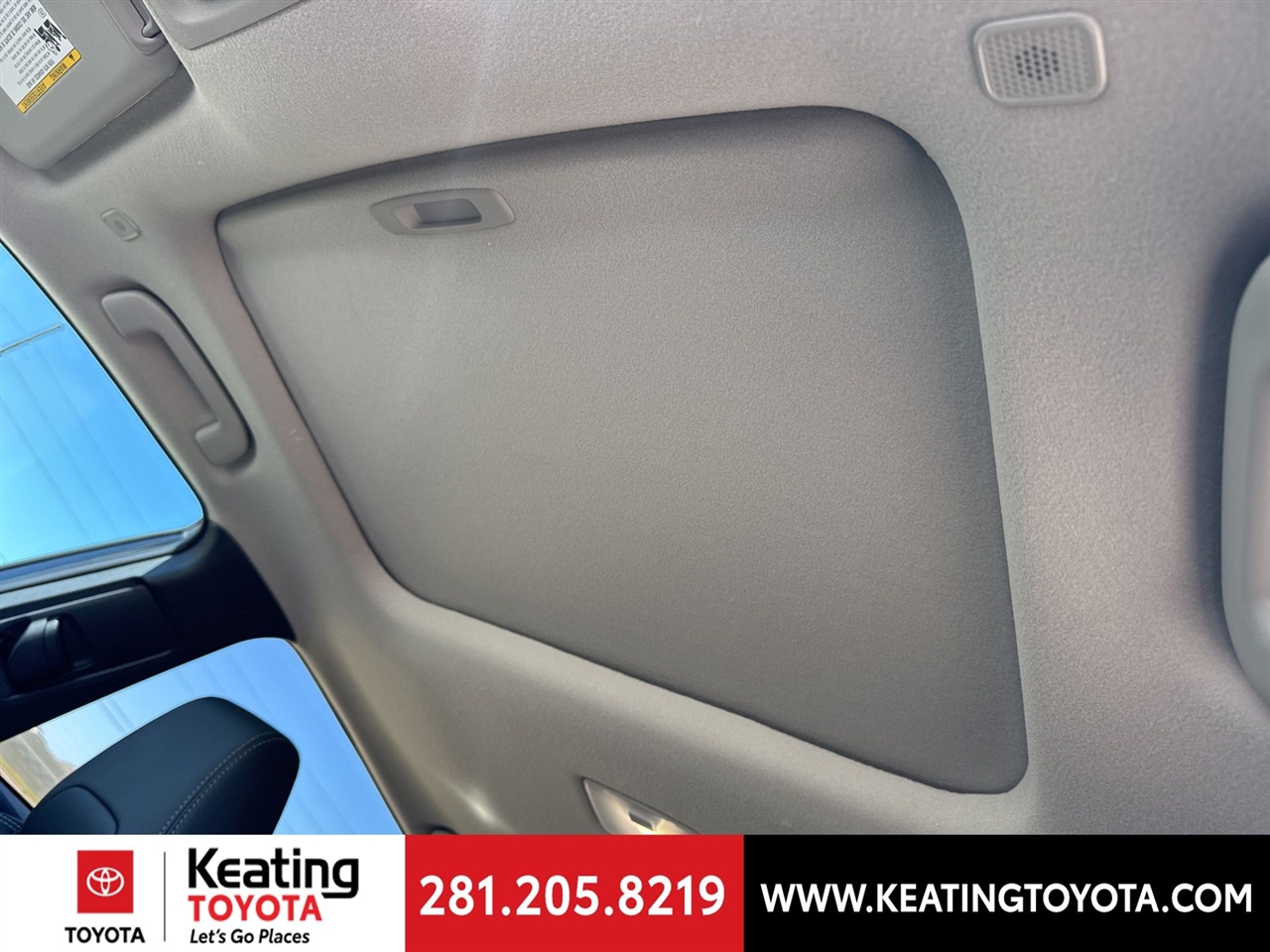 Toyota Corolla Cross XLE 2026