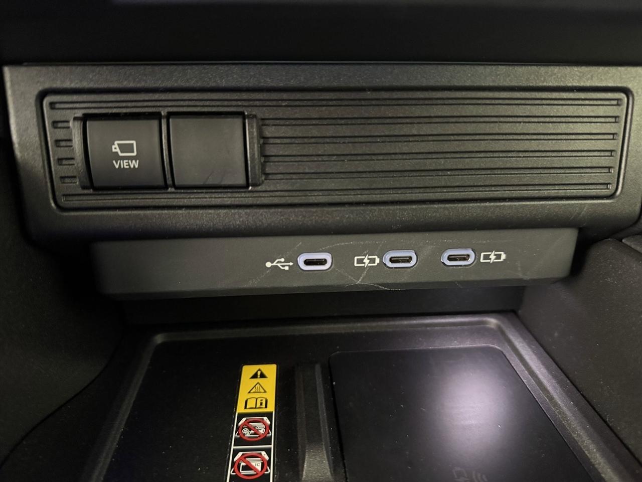 Toyota Land Cruiser Base 2025