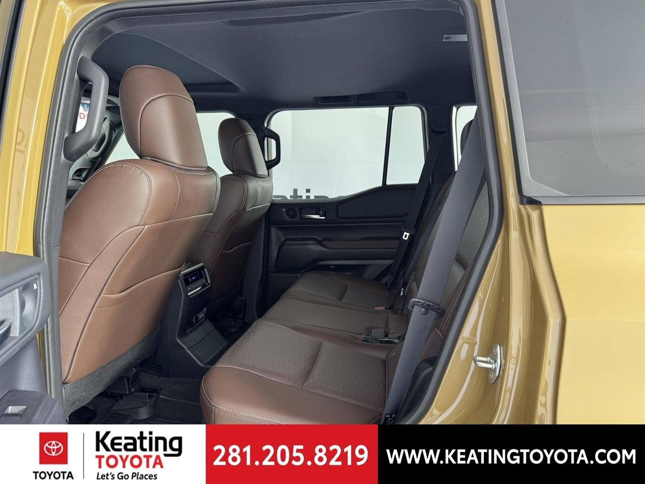 Toyota Land Cruiser Base 2025