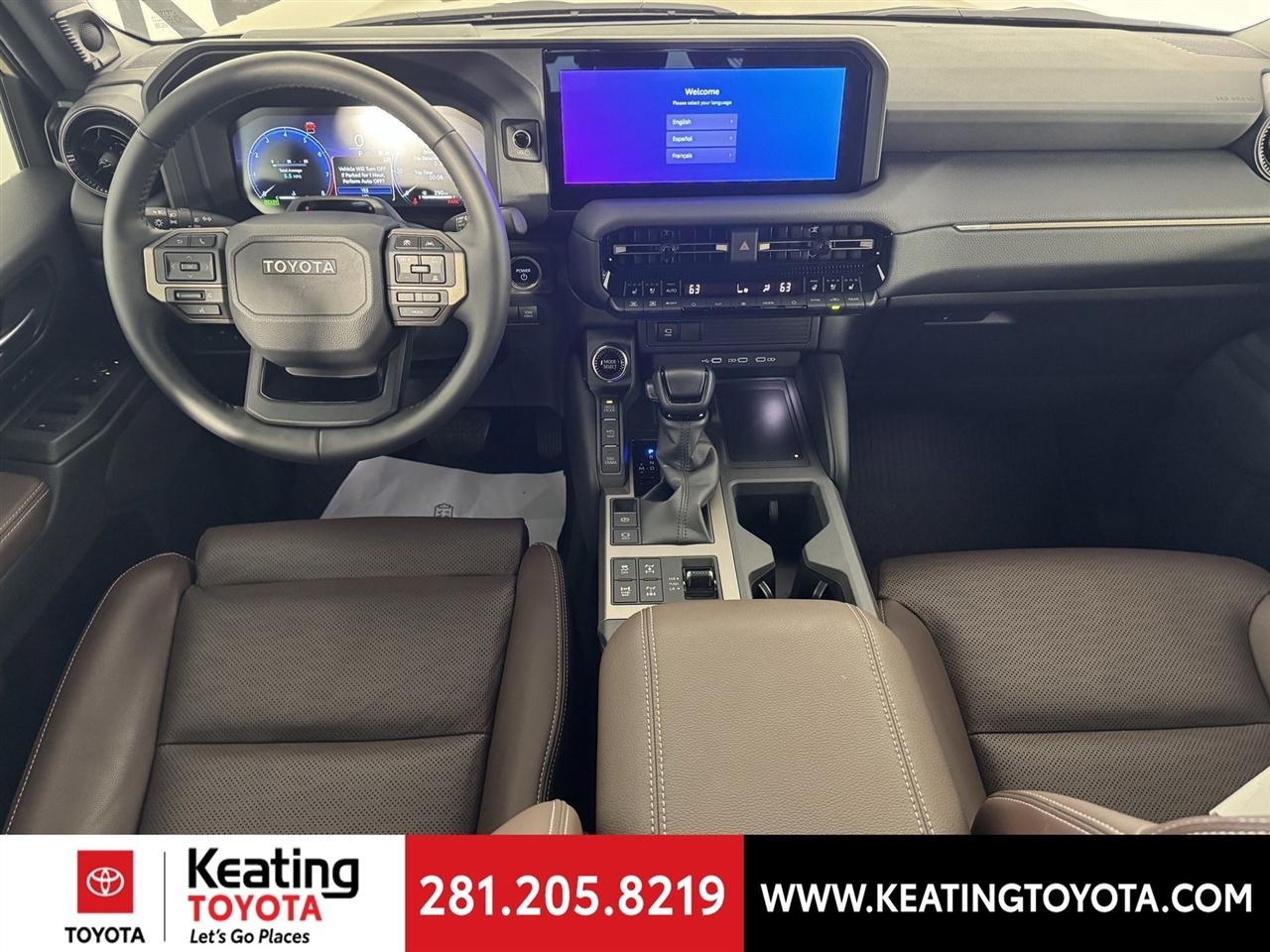 Toyota Land Cruiser Base 2025