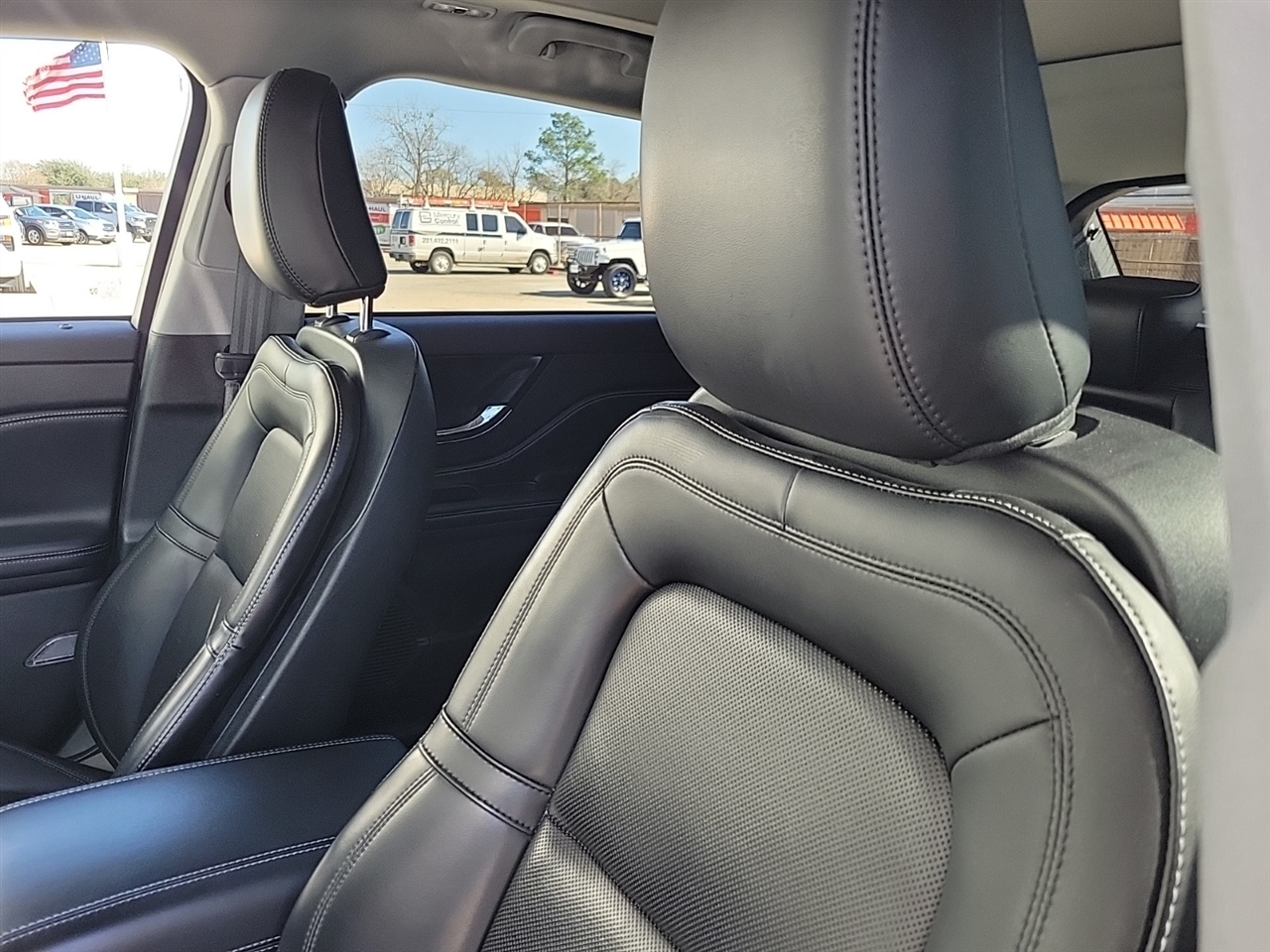 Lincoln Corsair Base 2021